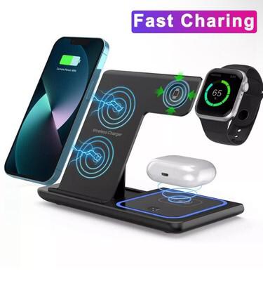 3-in-1 Fast Wireless Charger         شاحن لاسلكي سريع